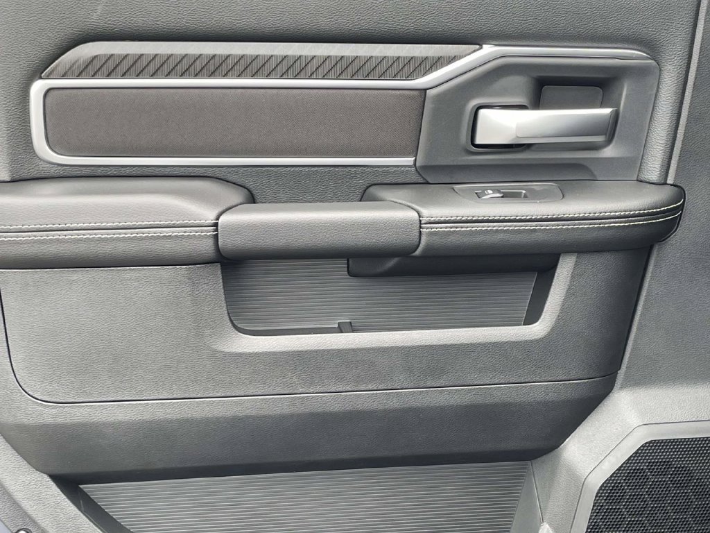 New 2026 RAM 3500 Big Horn AWD/4WD image 20