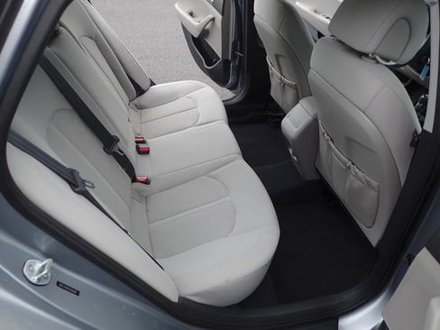 Used 2015 Hyundai Sonata SE FWD image 11