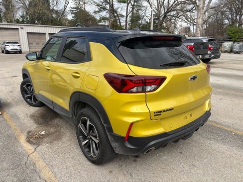 Used 2023 Chevrolet TrailBlazer RS w/ Sun and Liftgate Package image 4