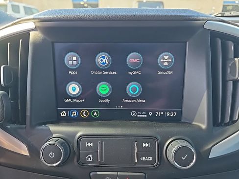 Used 2024 GMC Terrain SLE w/ GMC Pro Grade Package AWD/4WD image 26