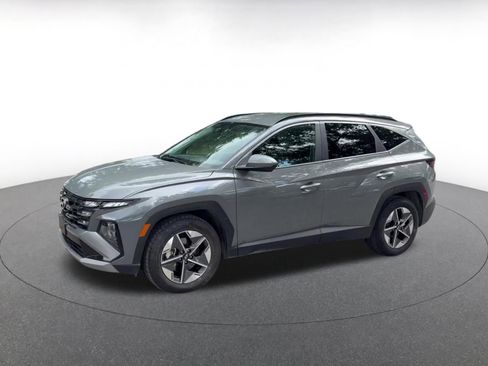 Used 2025 Hyundai Tucson SEL FWD image 8