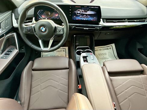 Used 2025 BMW X1 xDrive28i w/ Technology Package image 15