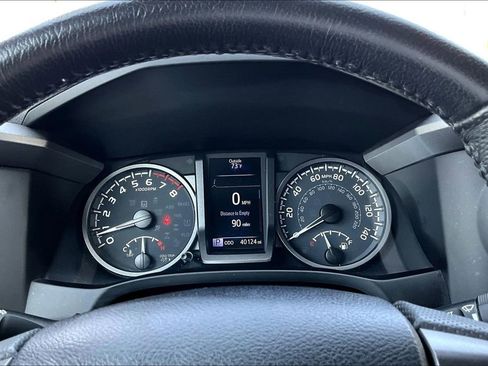 Used 2022 Toyota Tacoma TRD Sport w/ TRD Premium Sport Package AWD/4WD image 12