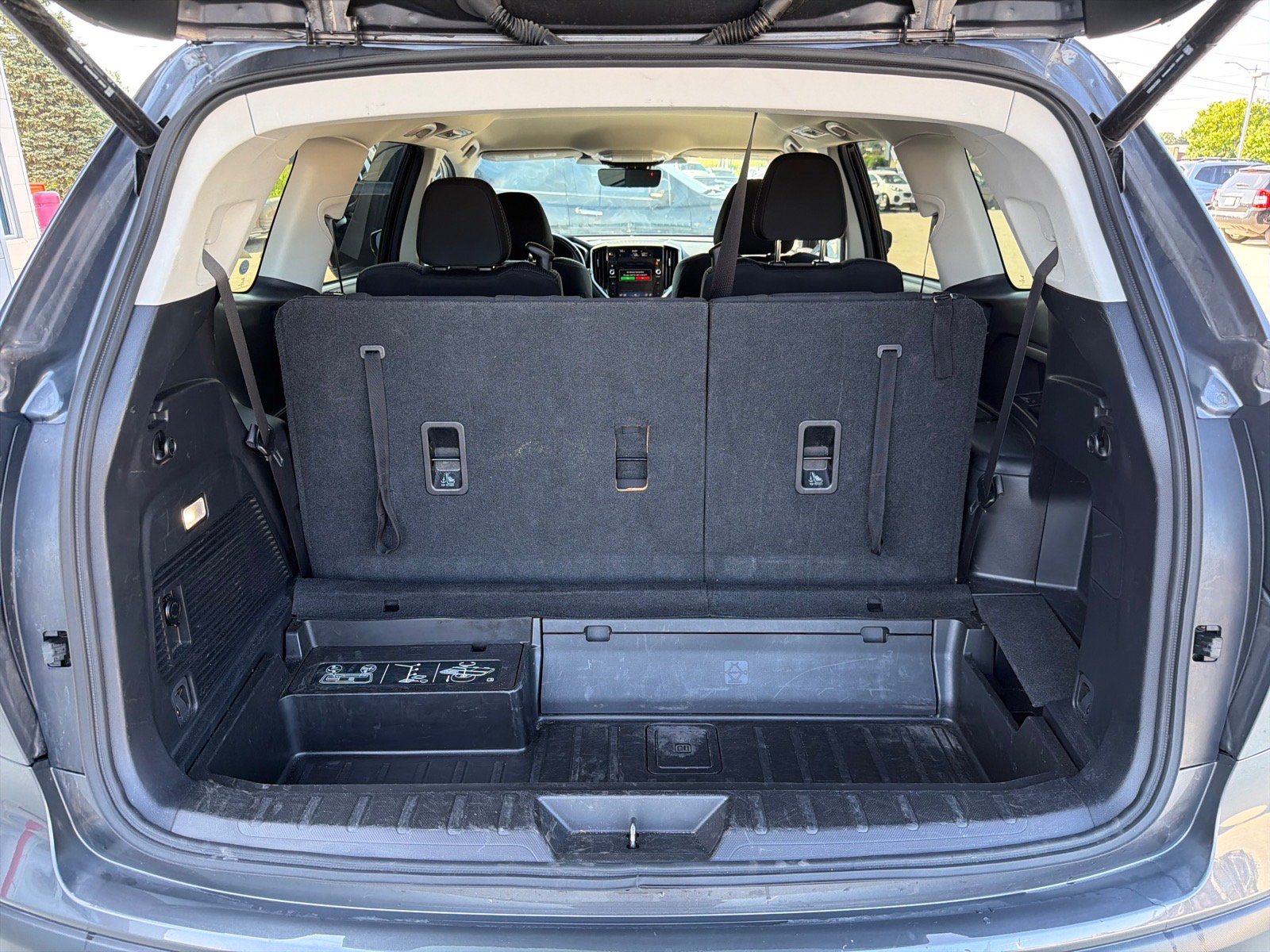 Used 2025 Subaru Ascent Premium AWD/4WD image 9