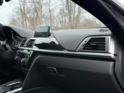 Used 2019 BMW 440i xDrive Coupe w/ M Sport Package image 54