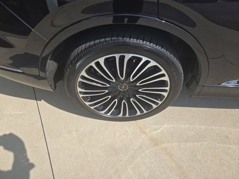 Certified 2024 Lincoln Aviator Black Label AWD/4WD image 21