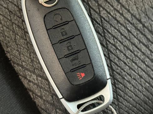 Used 2026 Nissan Rogue SV FWD image 21