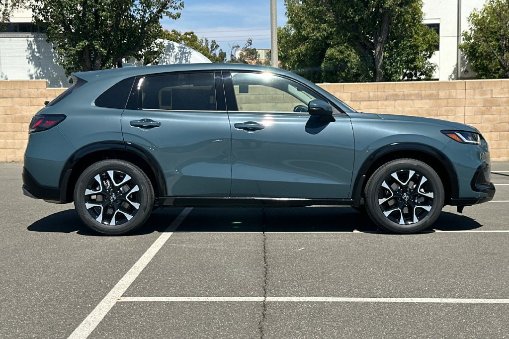 New 2027 Honda HR-V EX-L image 3