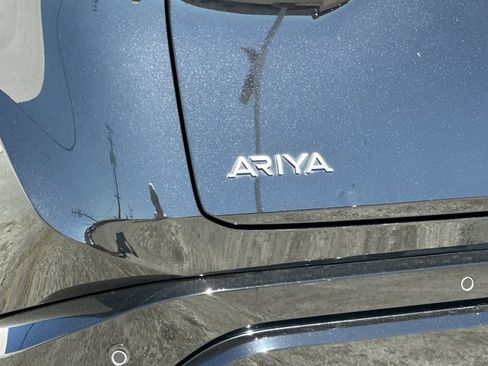 Used 2023 Nissan Ariya FWD image 26