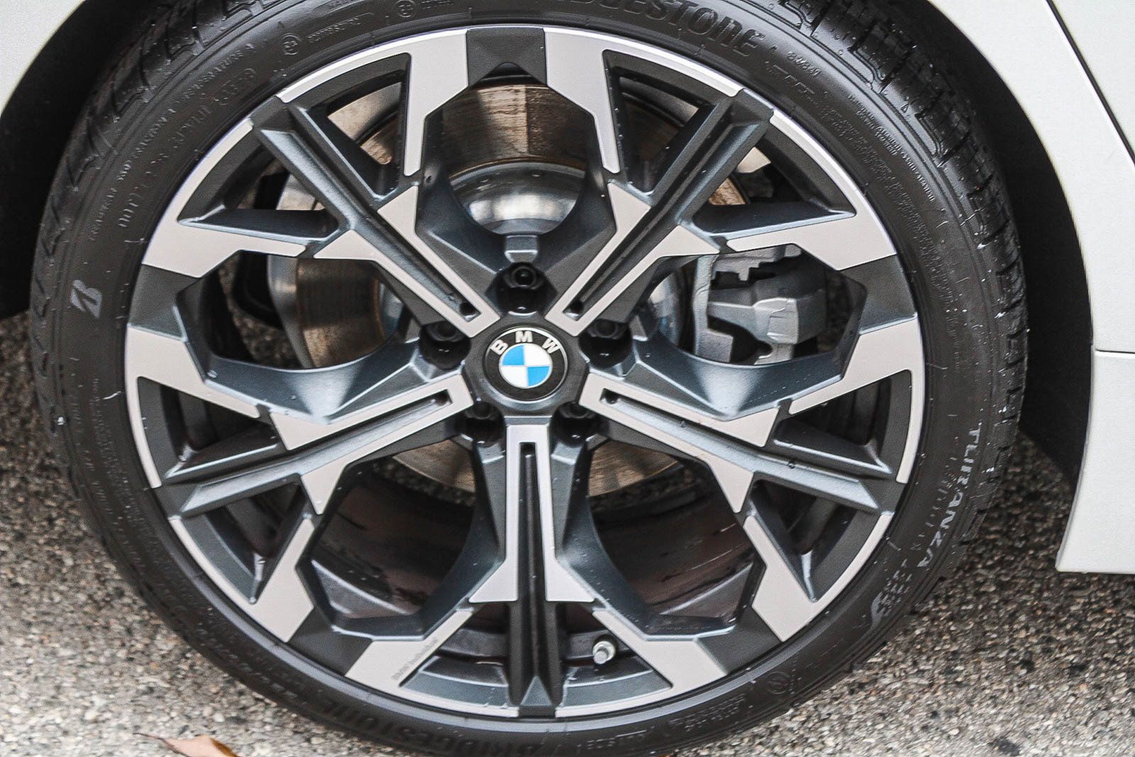 Used 2026 BMW 330i Sedan w/ Convenience Package RWD image 7