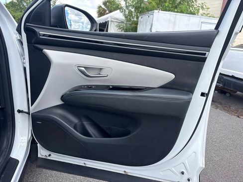 Used 2024 Hyundai Tucson Limited FWD image 18