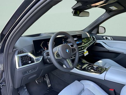 New 2026 BMW X5 xDrive40i w/ M Sport Package AWD/4WD image 9