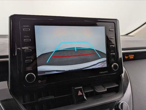 Used 2021 Toyota Corolla LE FWD image 26