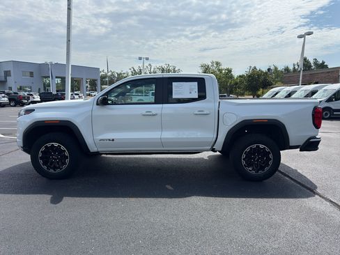 Used 2026 GMC Canyon AT4 AWD/4WD image 4