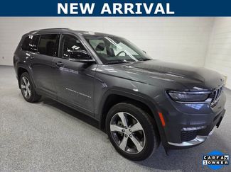 Used 2022 Jeep Grand Cherokee L Limited w/ Trailer Tow Group (B) video 1