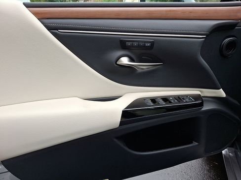 New 2025 Lexus ES 350 Premium image 8