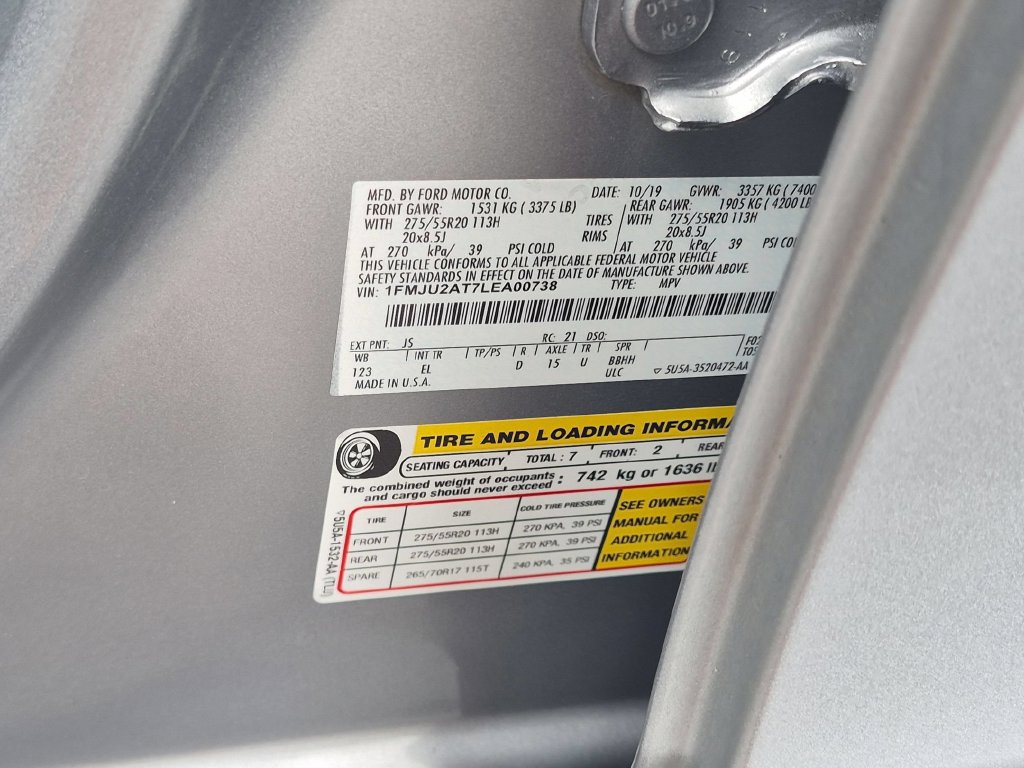 Used 2020 Ford Expedition Limited w/ Equipment Group 301A AWD/4WD image 36