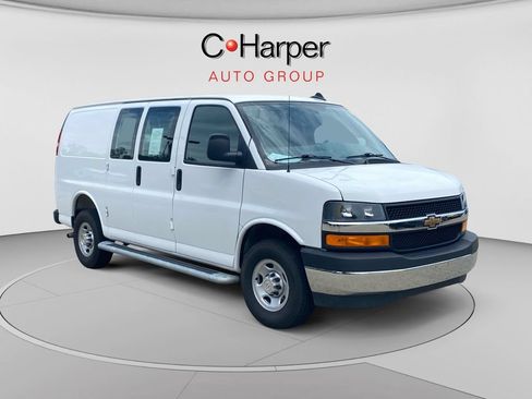 Used 2025 Chevrolet Express 2500 w/ Driver Convenience Package RWD image 1
