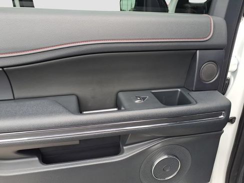Used 2022 Ford Expedition Limited RWD image 8