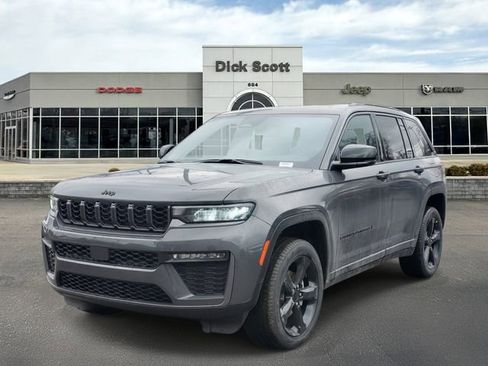 New 2026 Jeep Grand Cherokee Limited w/ Limited Altitude Package AWD/4WD image 2