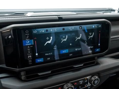 Used 2025 Jeep Wrangler Unlimited Rubicon 392 image 61