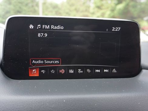 Used 2019 MAZDA CX-5 Touring FWD image 11