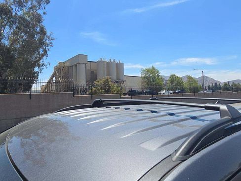 Used 2023 Ford Explorer XLT w/ Equipment Group 202A RWD image 16
