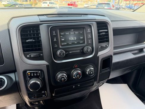 Used 2018 RAM 1500 Express w/ Express Value Package AWD/4WD image 21