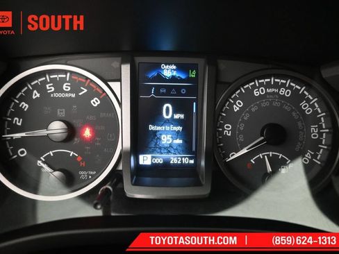 Used 2023 Toyota Tacoma TRD Sport AWD/4WD image 12