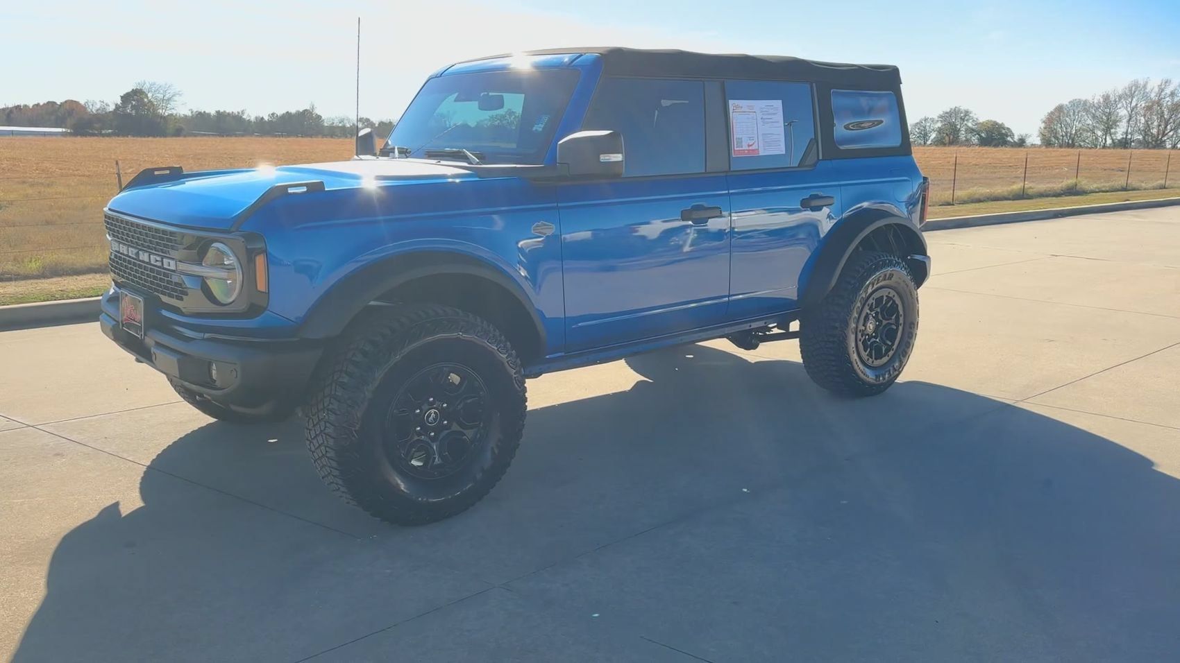 Used 2022 Ford Bronco Wildtrak AWD/4WD image 5