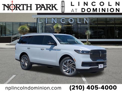 New 2025 Lincoln Navigator Reserve AWD/4WD image 1