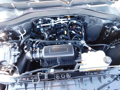 Used 2023 Ford Explorer XLT w/ Equipment Group 202A AWD/4WD image 47