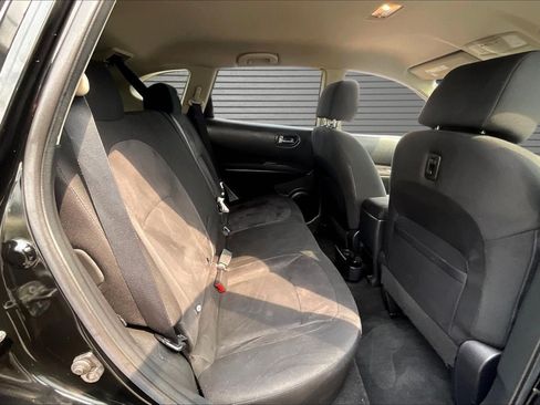 Used 2010 Nissan Rogue S Krom Edition AWD/4WD image 24