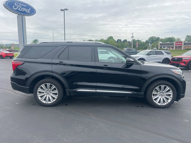 Used 2025 Ford Explorer Platinum w/ LUX Leather Package AWD/4WD image 7