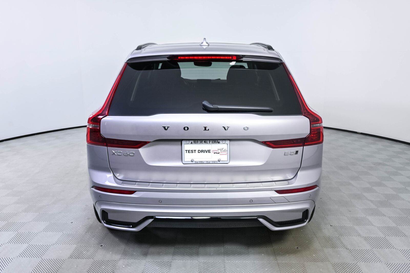 Certified 2026 Volvo XC60 B5 Plus AWD/4WD image 26