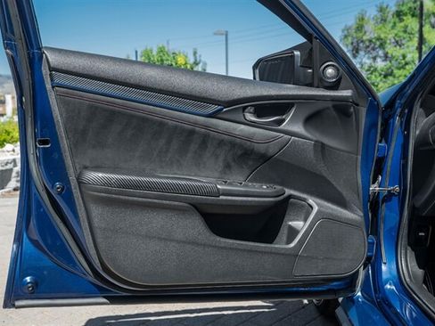 Used 2018 Honda Civic Type R image 23