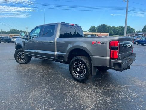 Used 2025 Ford F250 Platinum AWD/4WD image 5