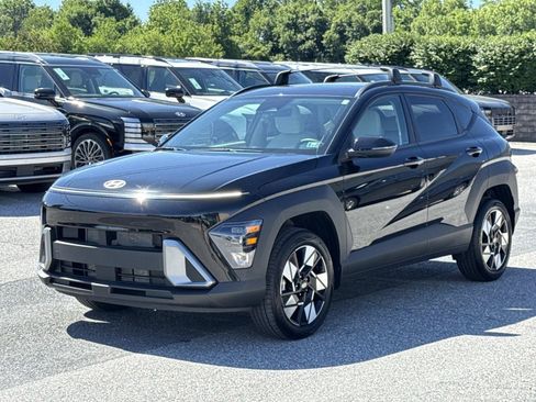Certified 2025 Hyundai Kona SEL AWD/4WD image 28