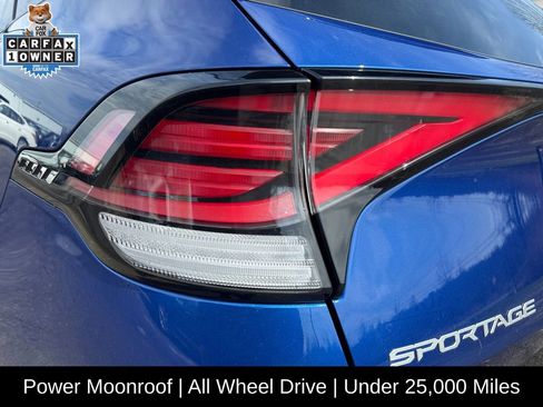Certified 2023 Kia Sportage SX AWD/4WD image 21