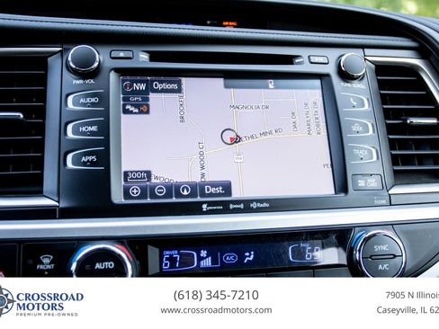 Used 2019 Toyota Highlander SE AWD/4WD image 46