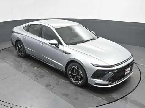 New 2026 Hyundai Sonata SEL FWD image 34