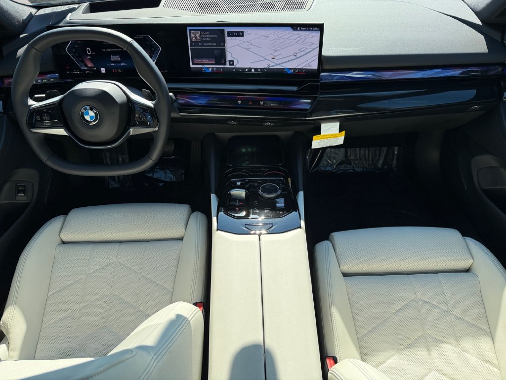Used 2026 BMW 530i xDrive AWD/4WD image 10