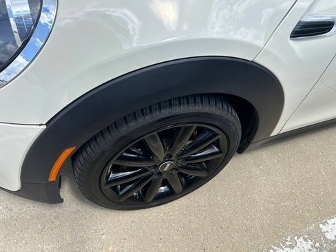 Used 2020 MINI Cooper 2-Door Hardtop FWD image 2