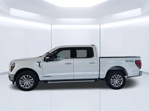 Used 2025 Ford F150 Lariat w/ Equipment Group 501A Mid AWD/4WD image 8