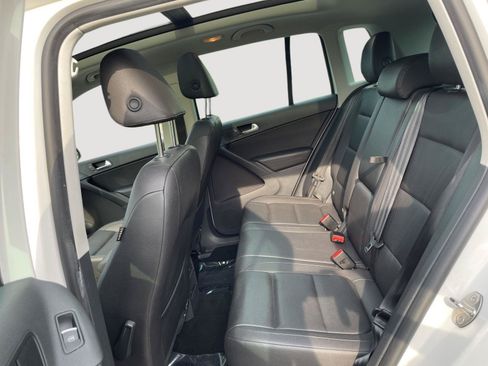 Used 2013 Volkswagen Tiguan SE FWD image 5
