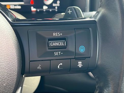 Used 2023 Nissan Rogue Platinum w/ Platinum Premium Package FWD image 22