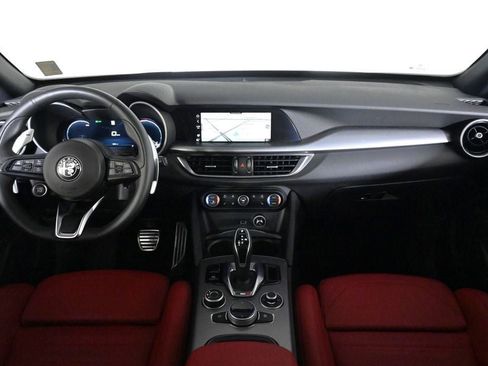 Used 2025 Alfa Romeo Stelvio Sprint w/ Veloce Package AWD/4WD image 9