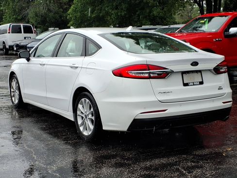 Used 2020 Ford Fusion SE FWD image 6