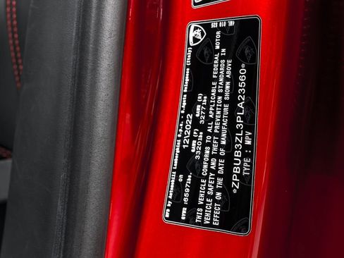 Used 2023 Lamborghini Urus S image 12