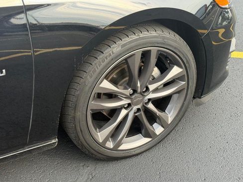 Used 2022 Chevrolet Malibu Premier FWD image 9